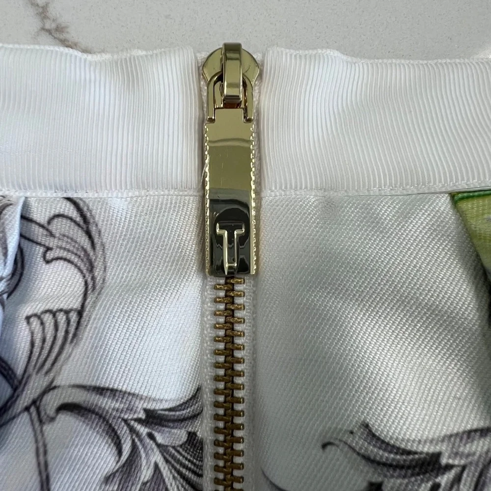 Ted Baker White Floral Petale Passion Flower Full Midi Skirt Size 1 - Picture 10 of 15